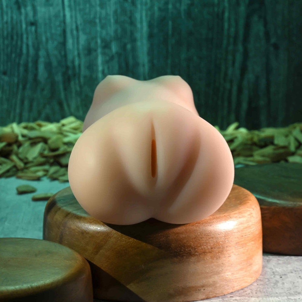 Evolved Novelties Sasha Grey Movie and Realistic Wet N Ready Stroker – Beige