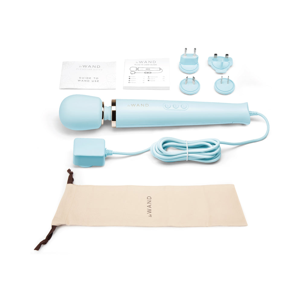 Le Wand Plug-In Vibrating Massager – Sky Blue