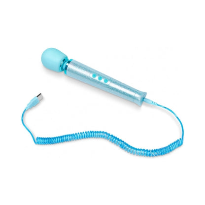 Le Wand All That Glimmers Petite Rechargeable Vibrating Massager Set – Light Blue
