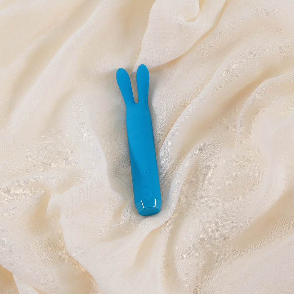 Je Joue Rabbit Bullet Vibrator – Rechargeable Silicone Teal with Rumbly Vibrations