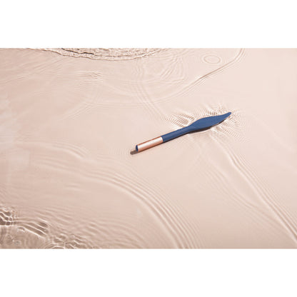 Deia Vibrating Feather Tickler – Silicone – Blue