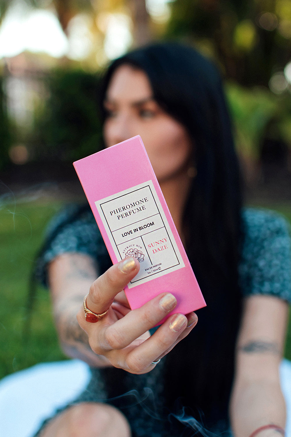 Eye of Love Bloom Attract Him Pheromone Parfum – Sunny Daze – Light Pink