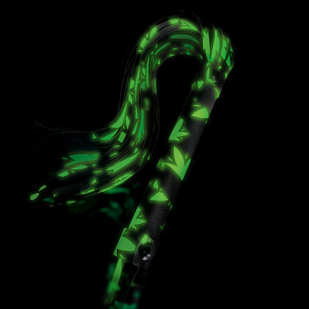 Stoner Vibes Chronic Collection Glow in the Dark Flogger – Green