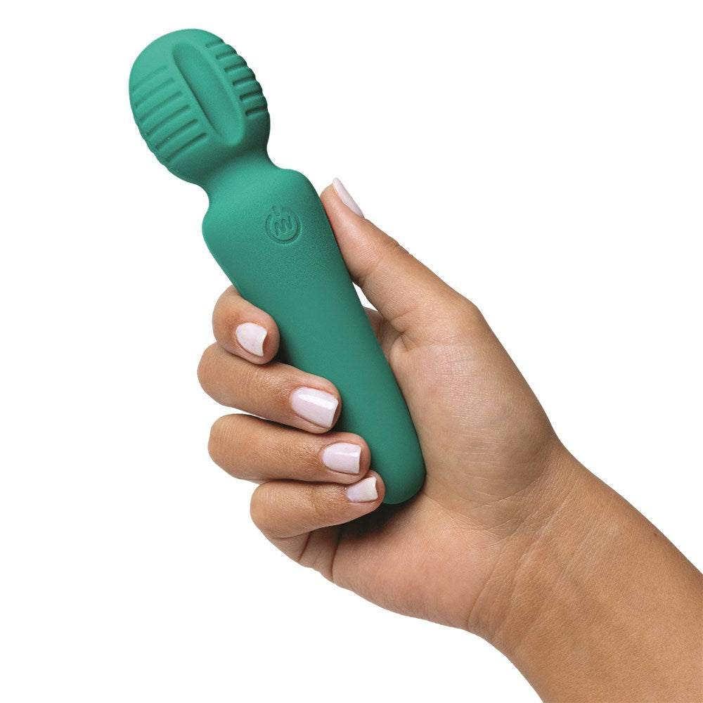 Adam & Eve Eve's Petite Private Pleasure Wand – Green – Rechargeable Silicone Clitoral Massager