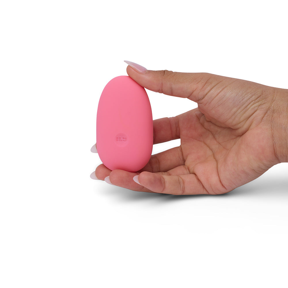Je Joue ILY Pebble Vibrator – Light Pink – Rechargeable and Splashproof