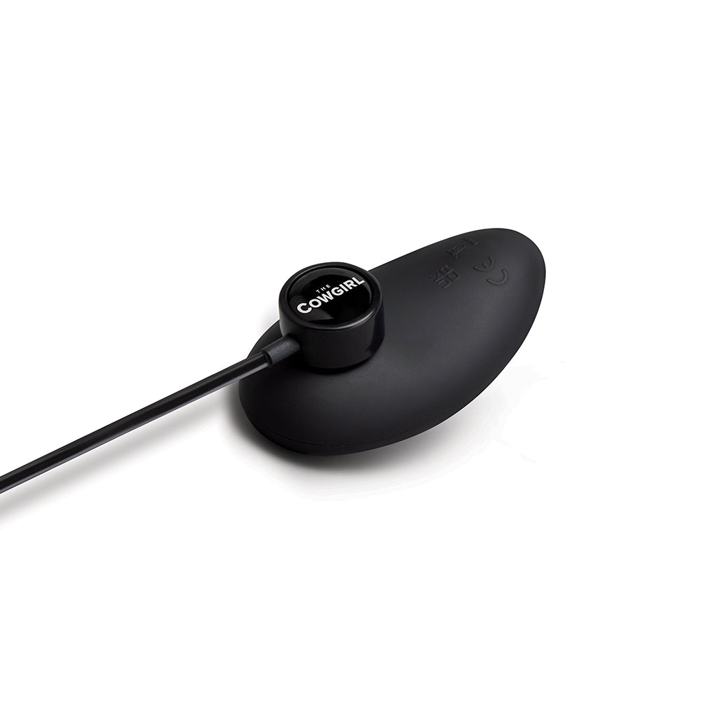 The Cowgirl Saddle Machine – Black Silicone Saddle