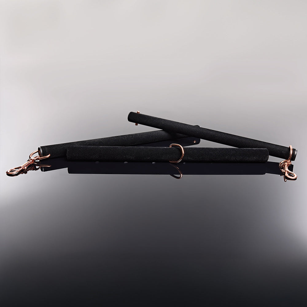 Coquette Pleasure Spreader Bar – Adjustable Metal Spreader Bar – Black