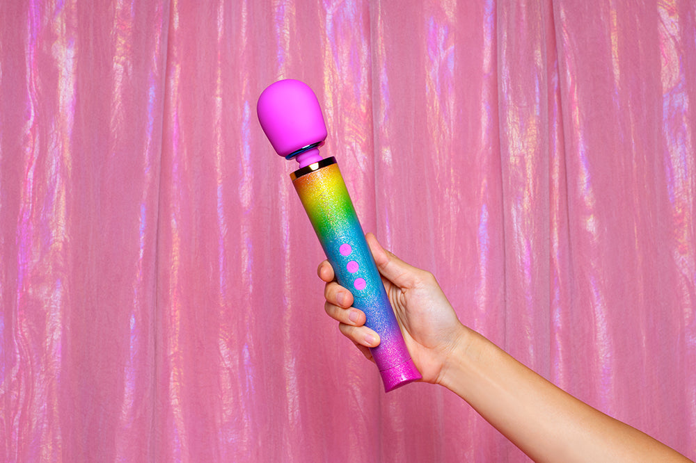 Le Wand Rainbow Ombre Petite Massager – Portable and Powerful