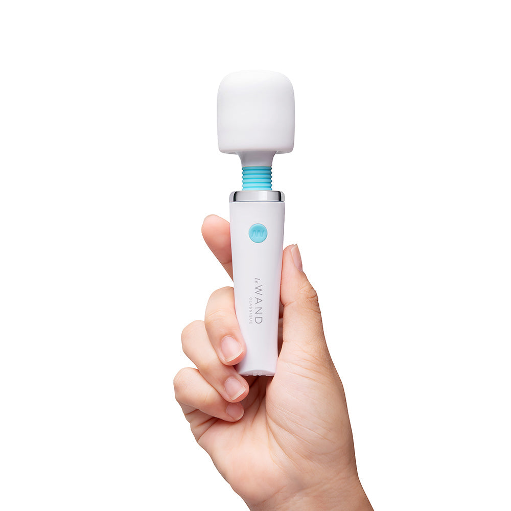 Le Wand Classique Mini Rechargeable Wand Massager – White