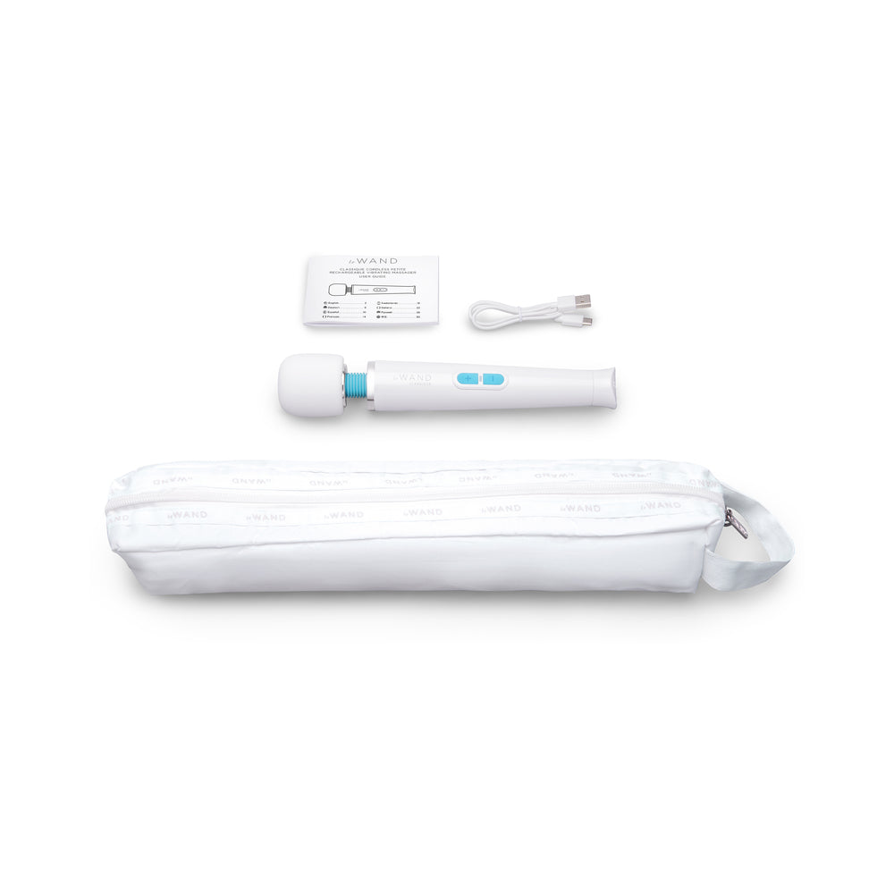 Le Wand Classique Petite Rechargeable Vibrating Massager – White