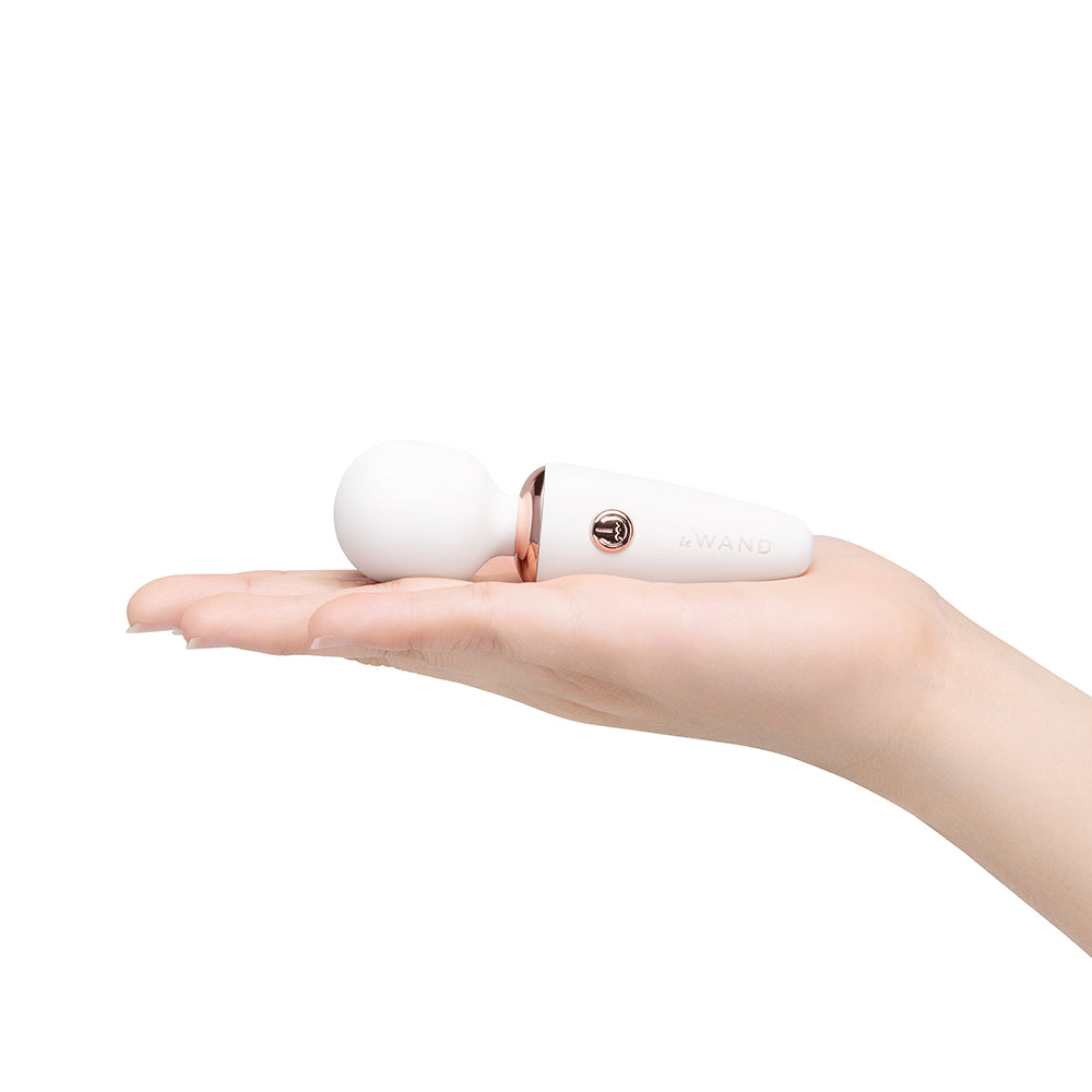 Le Wand Mini Micro Wand Massager – White – 3 Vibration Speeds, 7 Patterns