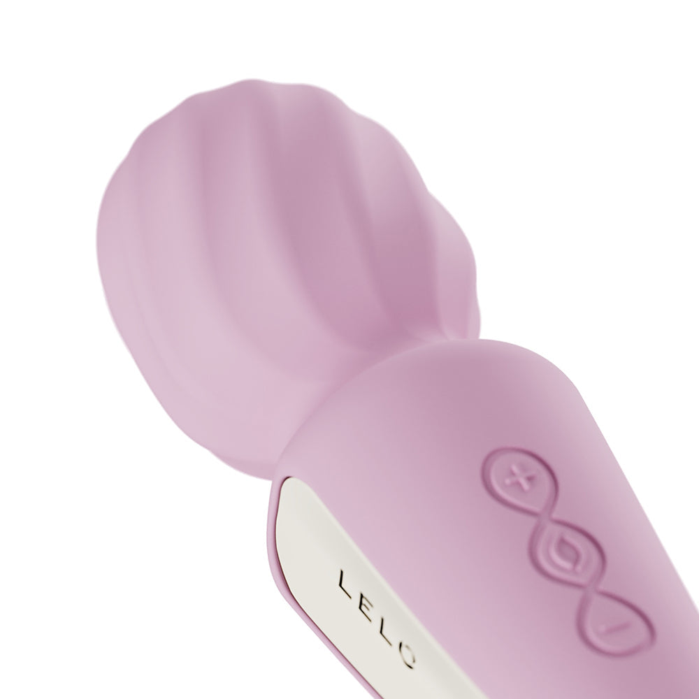 LELO SWITCH Double-Sided Wand Vibrator with App Connectivity – Soft Pink