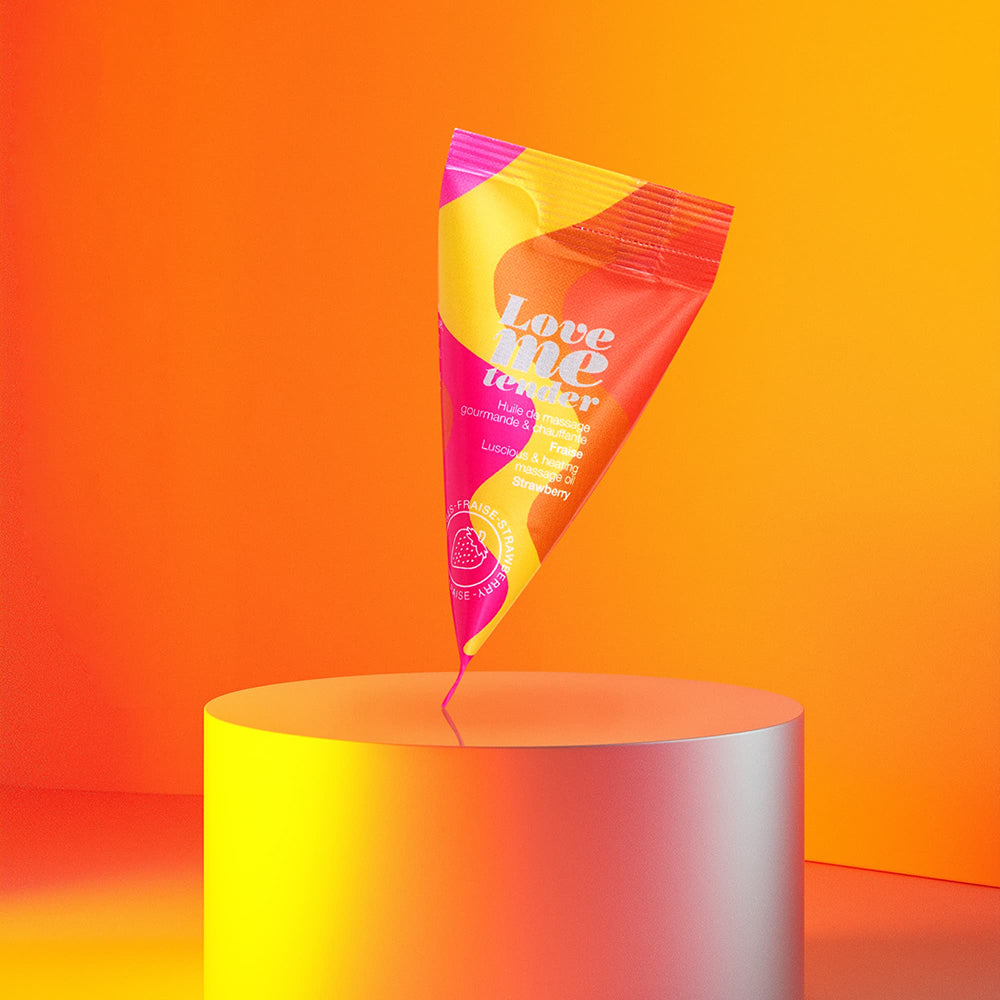 Love to Love Love Me Tender Luscious & Heating Massage Oil – Strawberry 0.33 oz