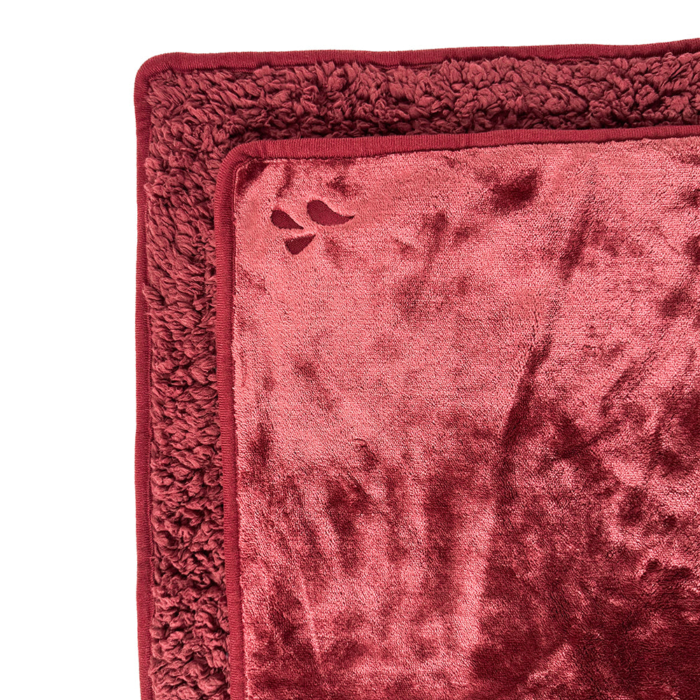 Splash Blanket The OG Medium Waterproof Blanket – Red