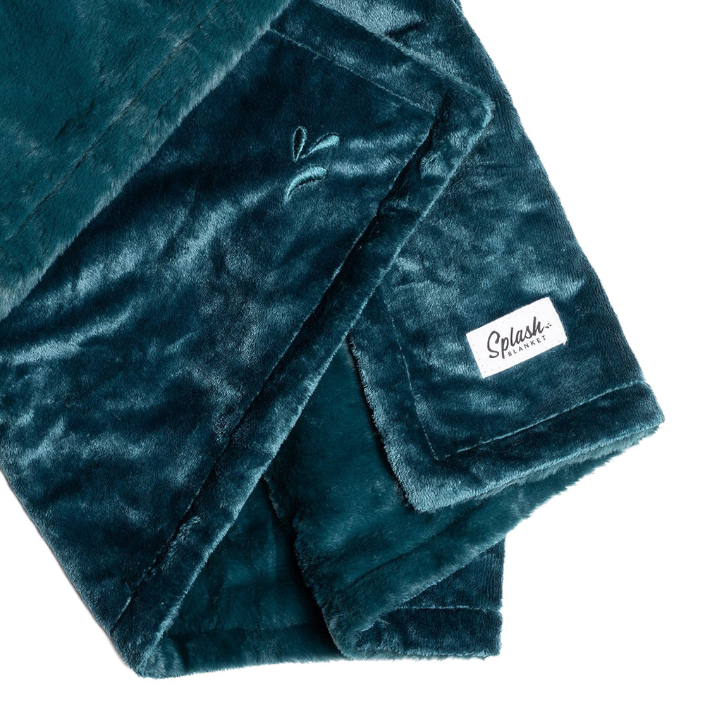 Splash Blanket Furlush Medium Waterproof Blanket – Emerald Green