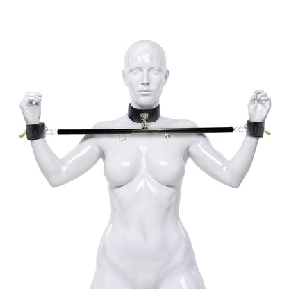 Master Series Spreader Bar with Collar – Black Metal