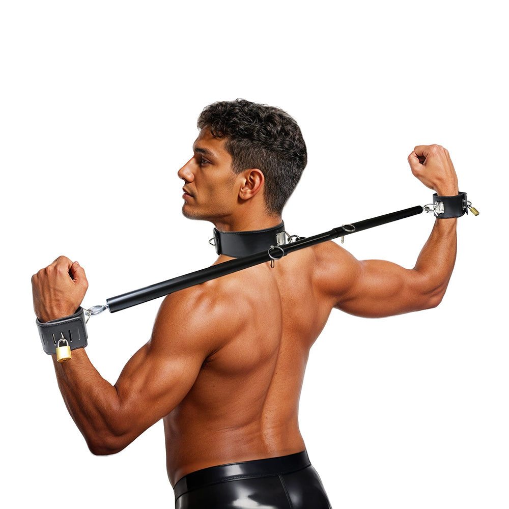 Master Series Spreader Bar with Collar – Black Metal