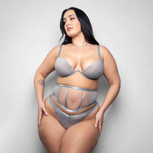 Fantasy Lingerie Elusive Mila Molded Cup Bra, Waist Cincher and Thong Panty Set – 3XL/4XL