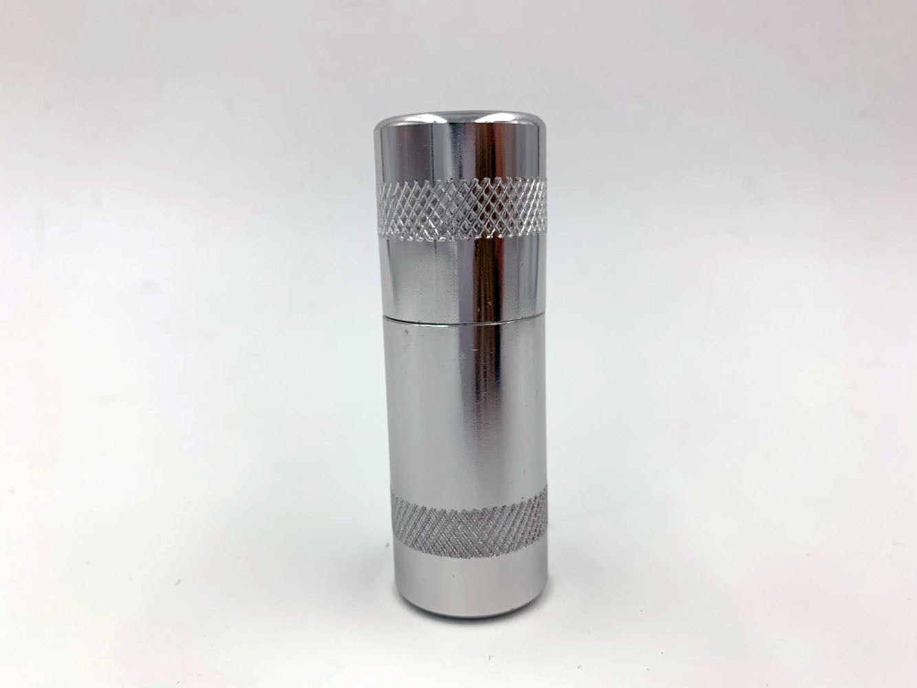 J.S. Marketing Aluminum Cracker - Silver