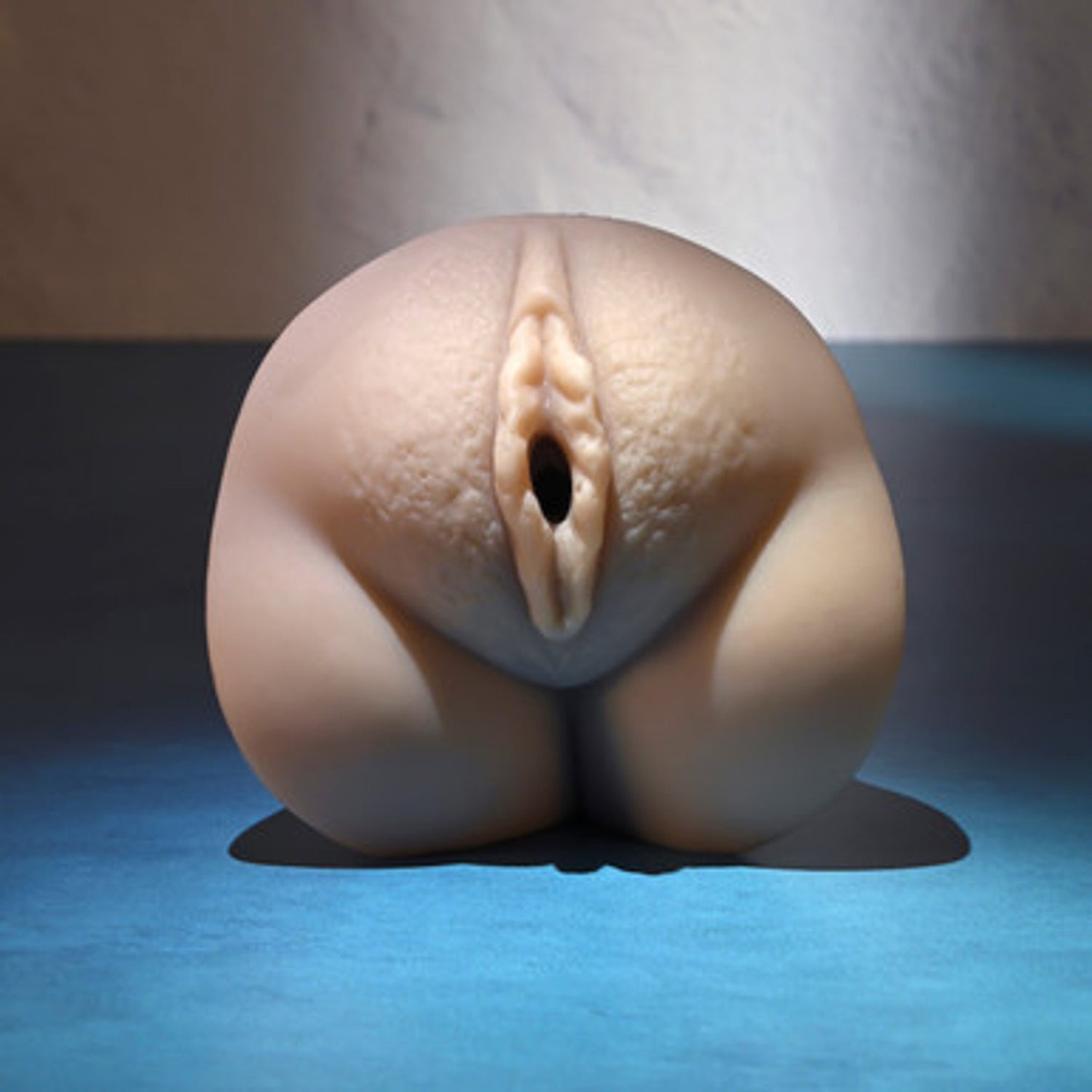 Evolved Novelties Pocket Pleaser Light Stroker with Realistic Entry - Beige