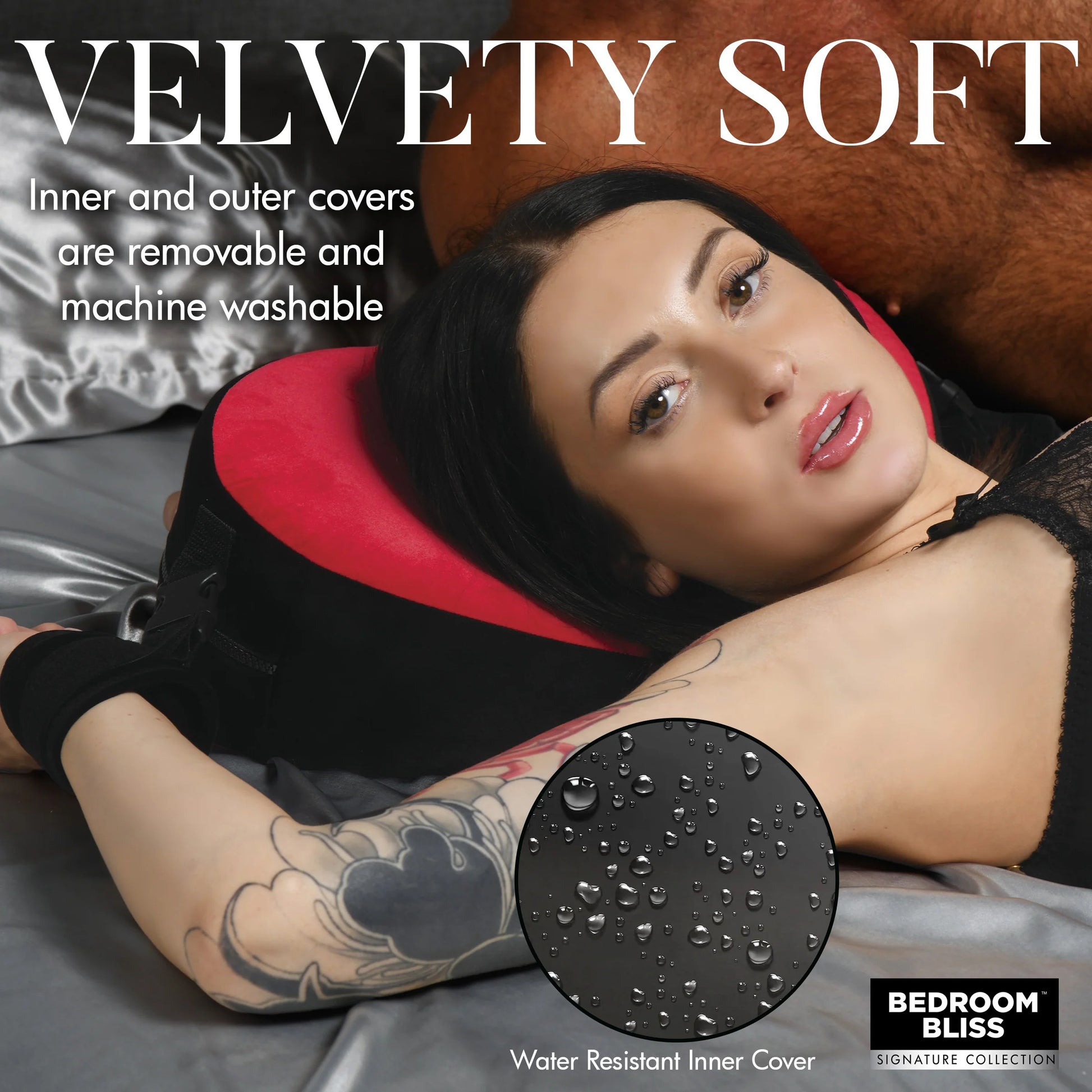 Bondage Love Pillow - Heart-Shaped Positioning Pillow with Clips - Black/Red